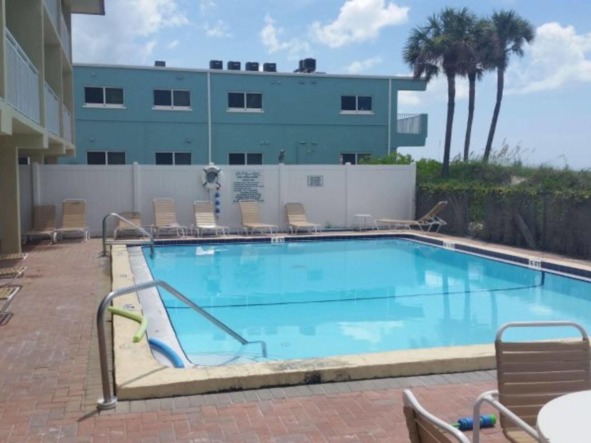 Club Bamboo South - Bradenton Beach Eksteriør bilde