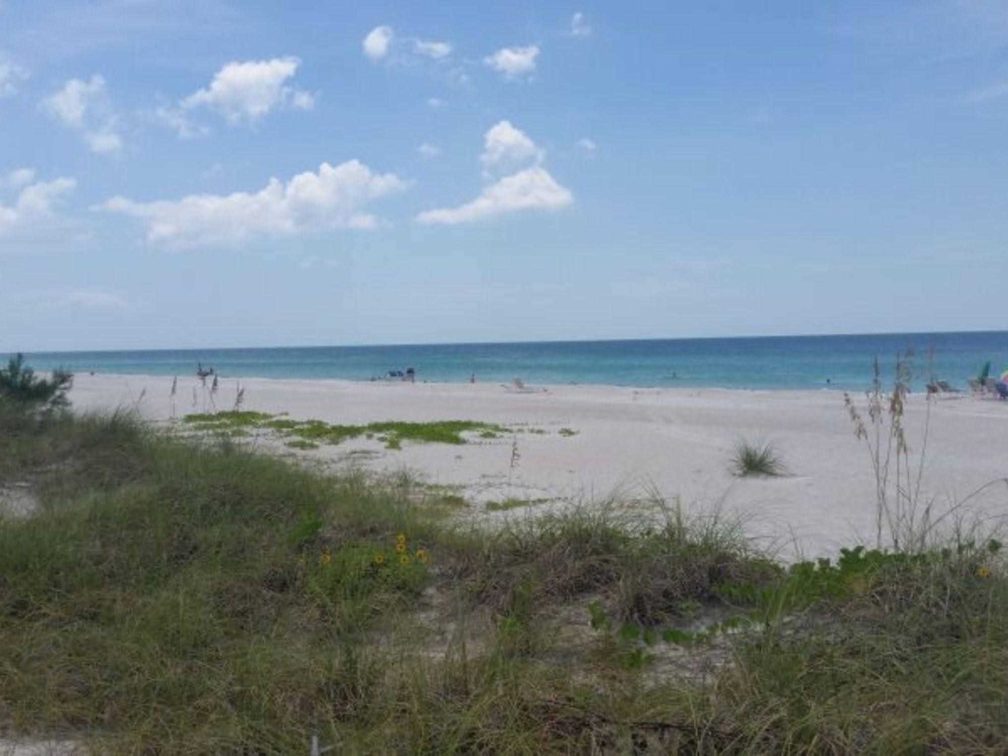 Club Bamboo South - Bradenton Beach Eksteriør bilde